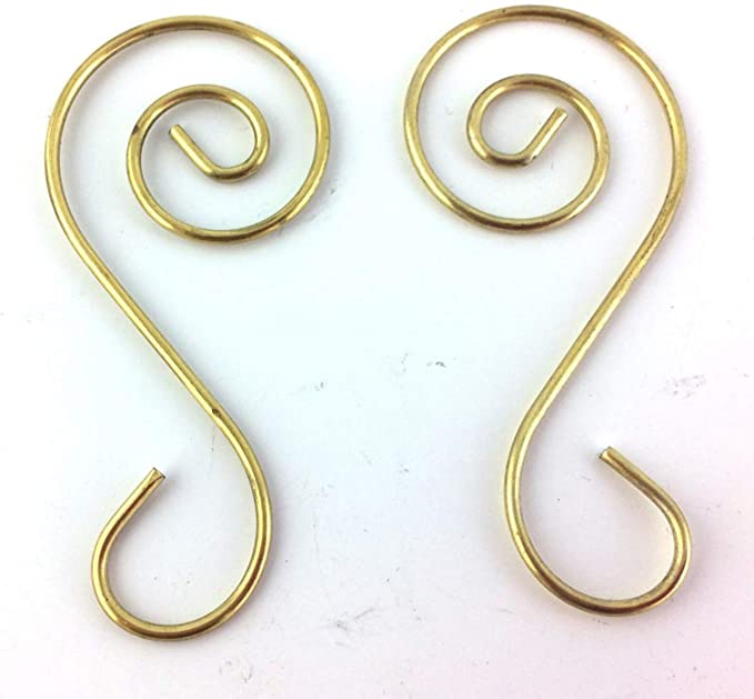 Elevate Essentials Gold Swirl Hook, Gold S Ornament Hooks, Gold Decorative Ornament Hangers, Christmas Gold Ornament Hooks for Decoration, Metal